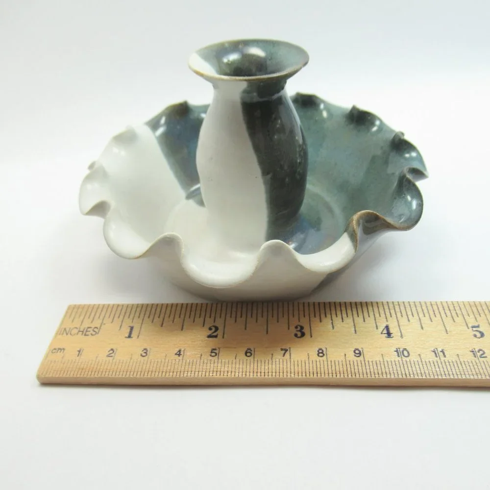 Sheltons Pottery this listing